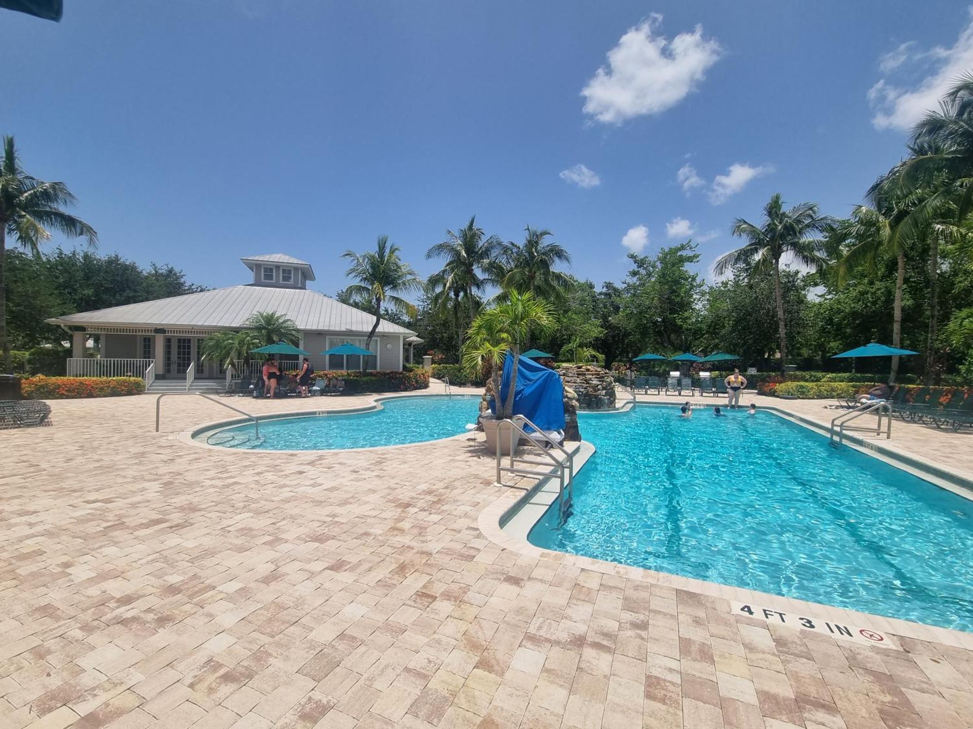Stunning 2-Bedroom Plus Den Condo In Greenlinks Resort North North Naples Екстериор снимка