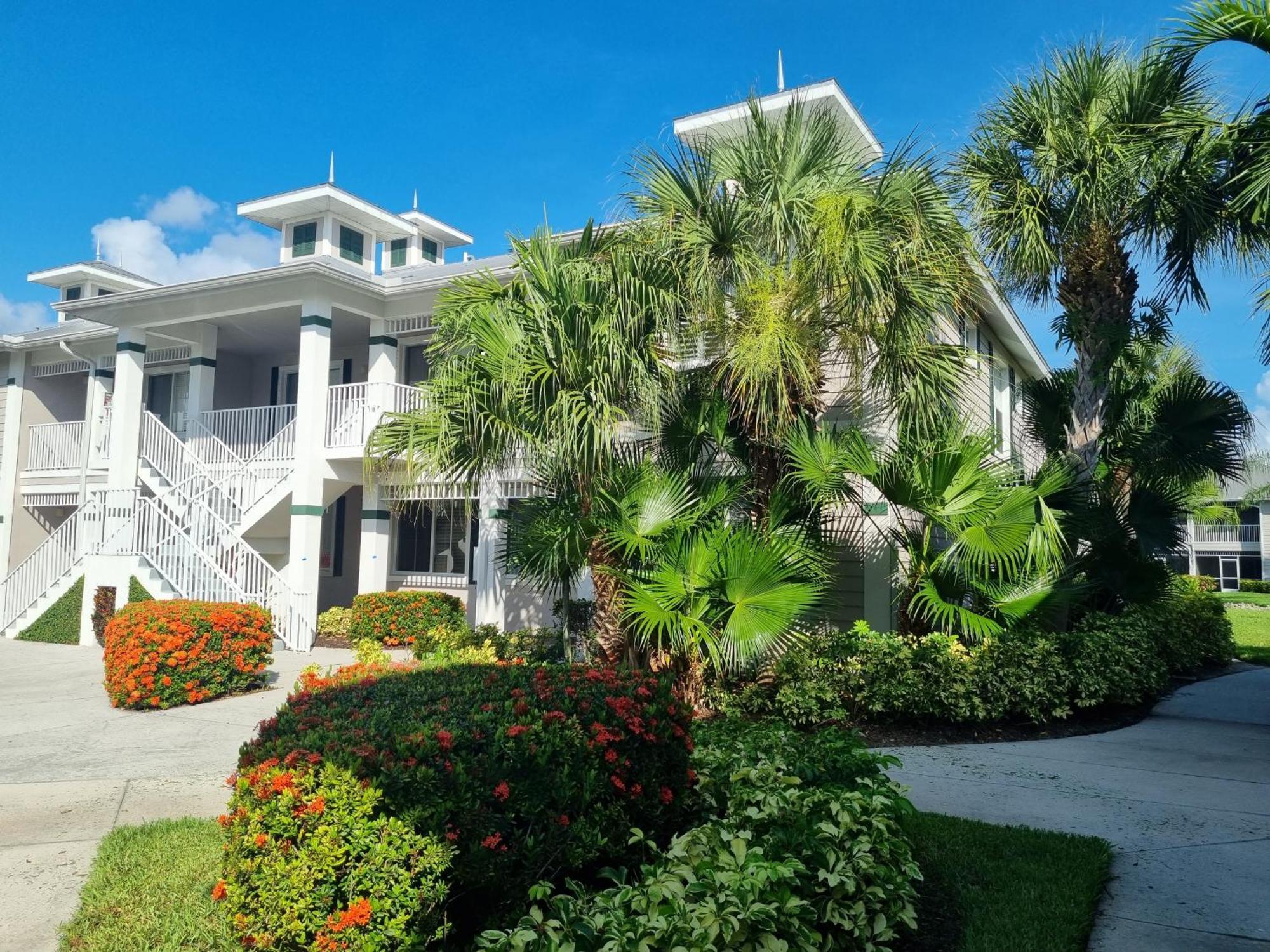 Stunning 2-Bedroom Plus Den Condo In Greenlinks Resort North North Naples Екстериор снимка